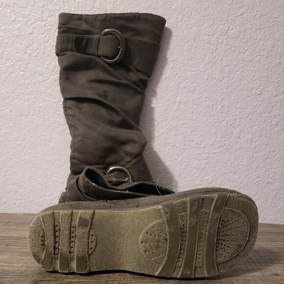 Soft Suede boots - Picture 6 of 6